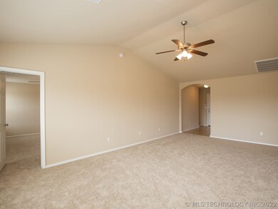 3405 E Trenton St, Broken Arrow, OK 74014 - photo 7