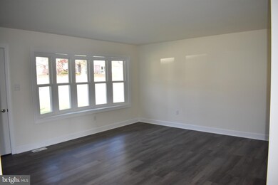 120 Gerald Ave, Orwigsburg, PA 17961 - photo 2