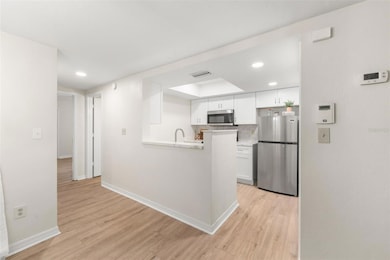 912 SW 57th Dr, Gainesville, FL 32607 - photo 5