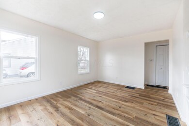 1797 Lancashire Rd (Interior)-1
