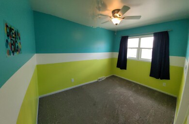1s bedroom
