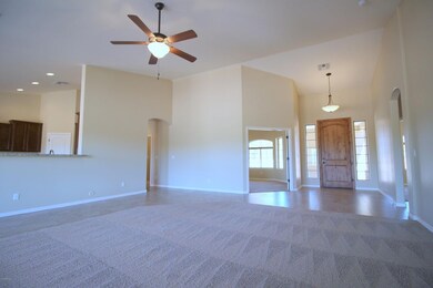 2331 ENTRY AND GREAT ROOM