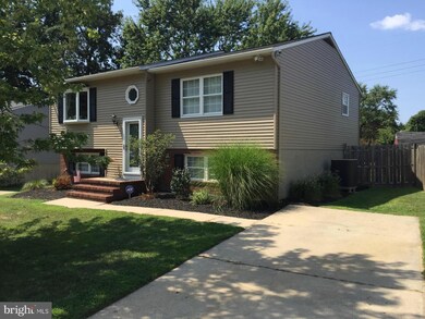 7104 Pickering Ct, Glen Burnie, MD 21061 - photo 2