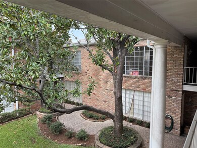 2121 Fountain View Dr unit 40D, Houston, TX 77057 - photo 2