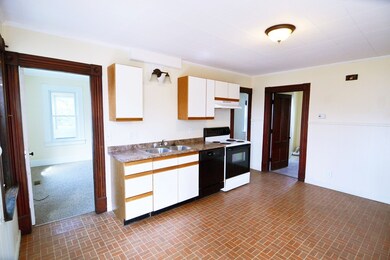 363 Montcalm St unit 1, Chicopee, MA 01020 - photo 5