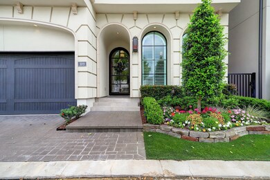 109 Memorial Parkview Dr, Houston, TX 77024 - photo 3