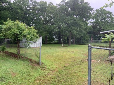 134 San Chez Dr, Gainesville, TX 76240 - photo 7