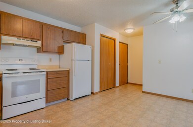679 19th st w #22 (3 of 12)