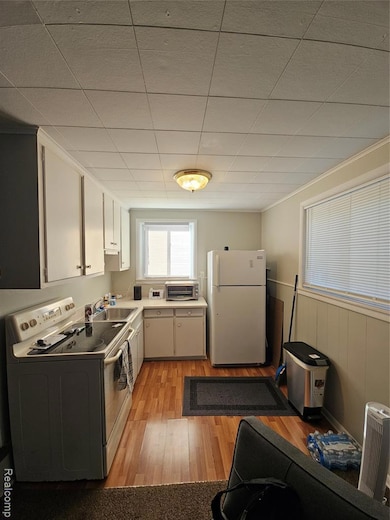 18391 Masonic, Fraser, MI 48026 - photo 4