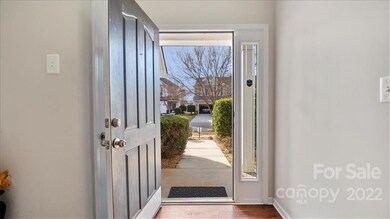 1025 Mountain Laurel Ct, Matthews, NC 28104 - photo 3