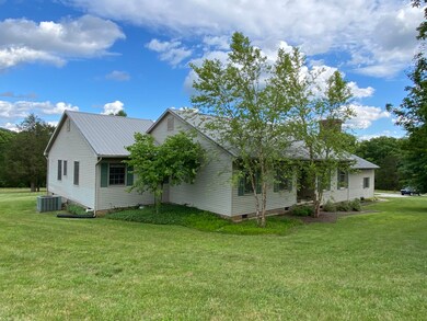 850 Gastineau Ln, Versailles, KY 40383 - photo 2