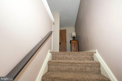 1019 Village Round unit B, Allentown, PA 18106 - photo 2