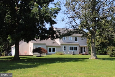 313 S Lake Dr, Stevensville, MD 21666 - photo 2