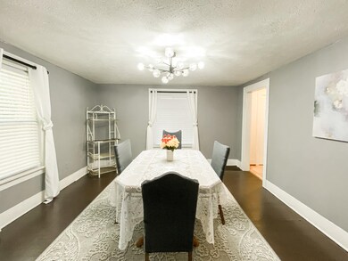 637 S 3rd Street-4
