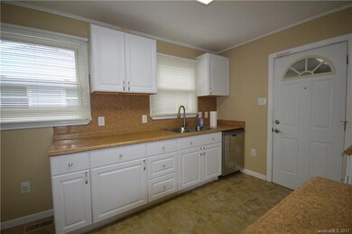 Kitchen with plenty of cabinets