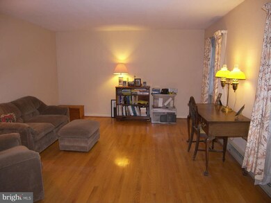 740 W Country Club Dr, Purcellville, VA 20132 - photo 3