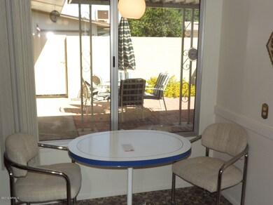 10034 W Ocotillo Dr, Sun City, AZ 85373 - photo 4