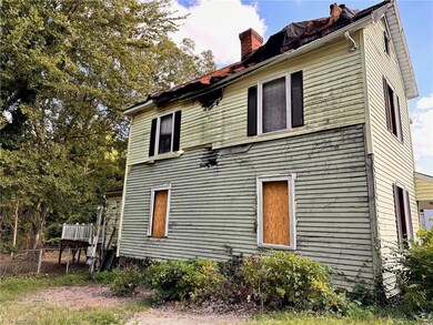 109 S Franklin St, Reidsville, NC 27320 - photo 3