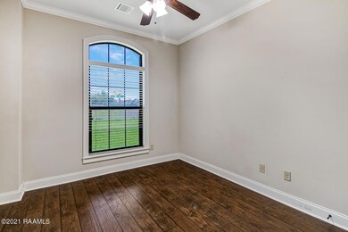 201 Brooks Passage Way-1