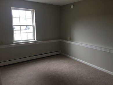 1001 White Cedar Blvd, Portsmouth, NH 03801 - photo 4