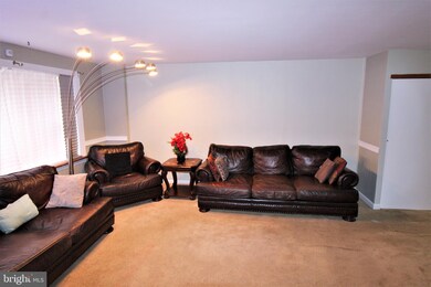 2887 Tremont St, Philadelphia, PA 19136 - photo 4