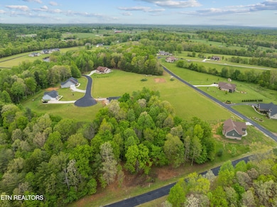 323 Noah Ln, Crossville, TN 38555 - photo 6