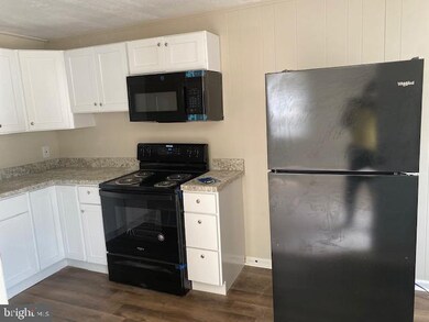 631 Beideman Ave, Camden, NJ 08105 - photo 3