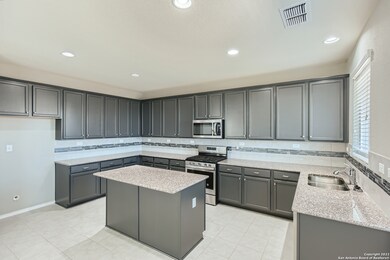 9970 Cowboy Ln, San Antonio, TX 78254 - photo 7