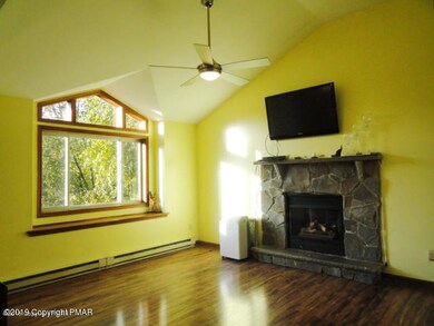 139 Hyland Dr, East Stroudsburg, PA 18301 - photo 3