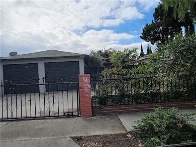 3316 W 112th St, Inglewood, CA 90303 - photo 2