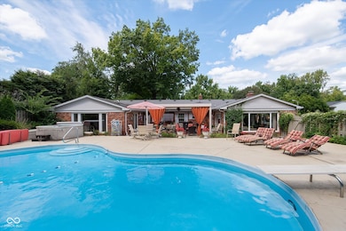 253 Brierley Way, Carmel, IN 46032 - photo 2