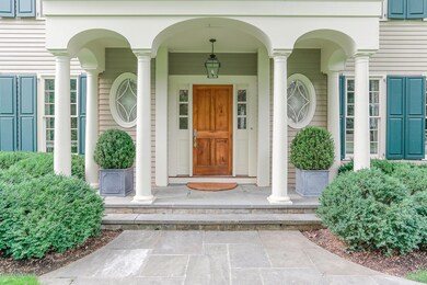11 Cherry Tree Ln Riverside CT-large-004