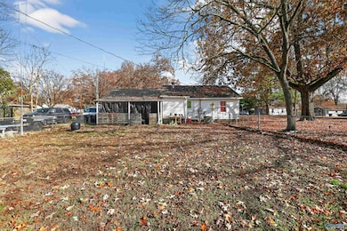 203 Chester St, Gadsden, AL 35904 - photo 5