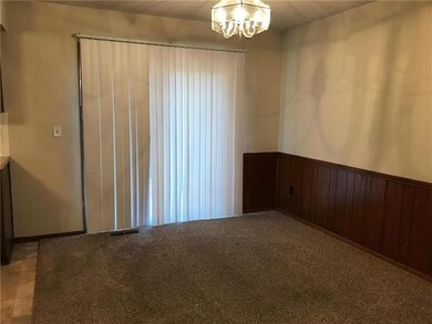 8823 Gallery St, Lenexa, KS 66215 - photo 3