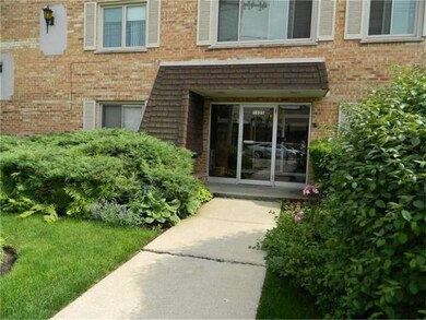 1525 E Thacker St unit 2B, Des Plaines, IL 60016 - photo 2