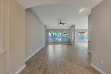 26 Hidden Meadow Dr, Spring, TX 77382 - photo 6