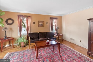 109 Brookthorpe Terrace, Broomall, PA 19008 - photo 6