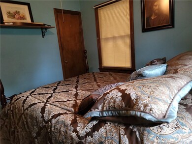 1755 Twin Oaks Dr, New Albany, IN 47150 - photo 7