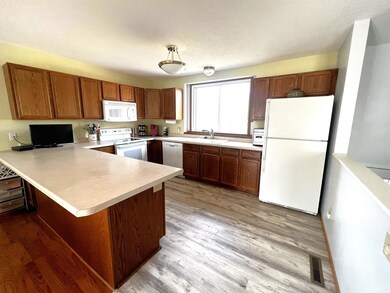 618 8th St W, Park Rapids, MN 56470 - photo 7