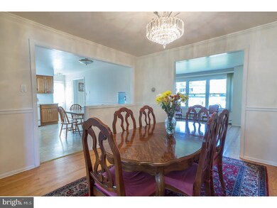 59 Woodlawn Ave, Broomall, PA 19008 - photo 6