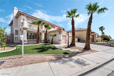 Mediterranean / spanish-style house featuring driv