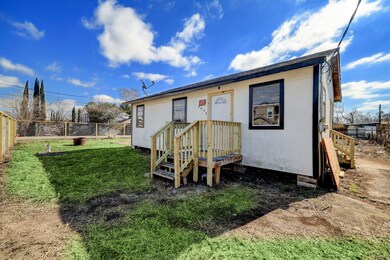 4422 Gaston St, Houston, TX 77093 - photo 3