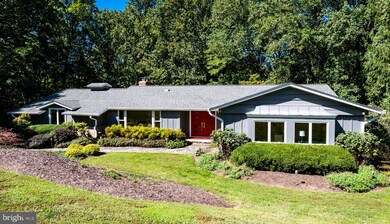 1802 Indian Head Rd, Towson, MD 21204 - photo 2