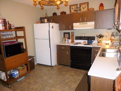 314 Central Ave, Frostproof, FL 33843 - photo 2