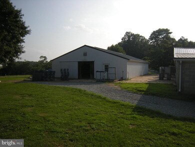 866 Pumping Station Rd, Kirkwood, PA 17536 - photo 3