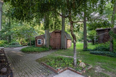 576 Buckeye Dr, Sheffield Lake, OH 44054 - photo 4