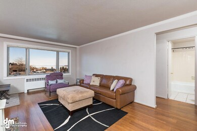 Living Room 20180413-DW-0746-SMALL