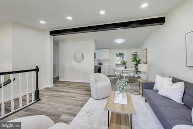 18905 Red Oak Ln, Triangle, VA 22172 - photo 6