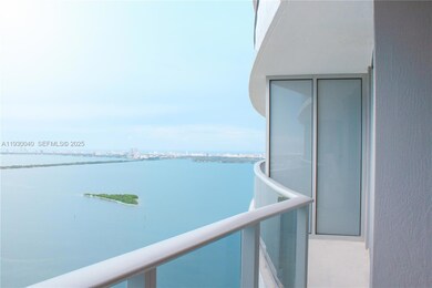 Aria on the Bay unit 4609, Miami, FL 33132 - photo 2