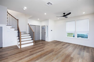 2753 Redrock St unit B, Houston, TX 77088 - photo 7